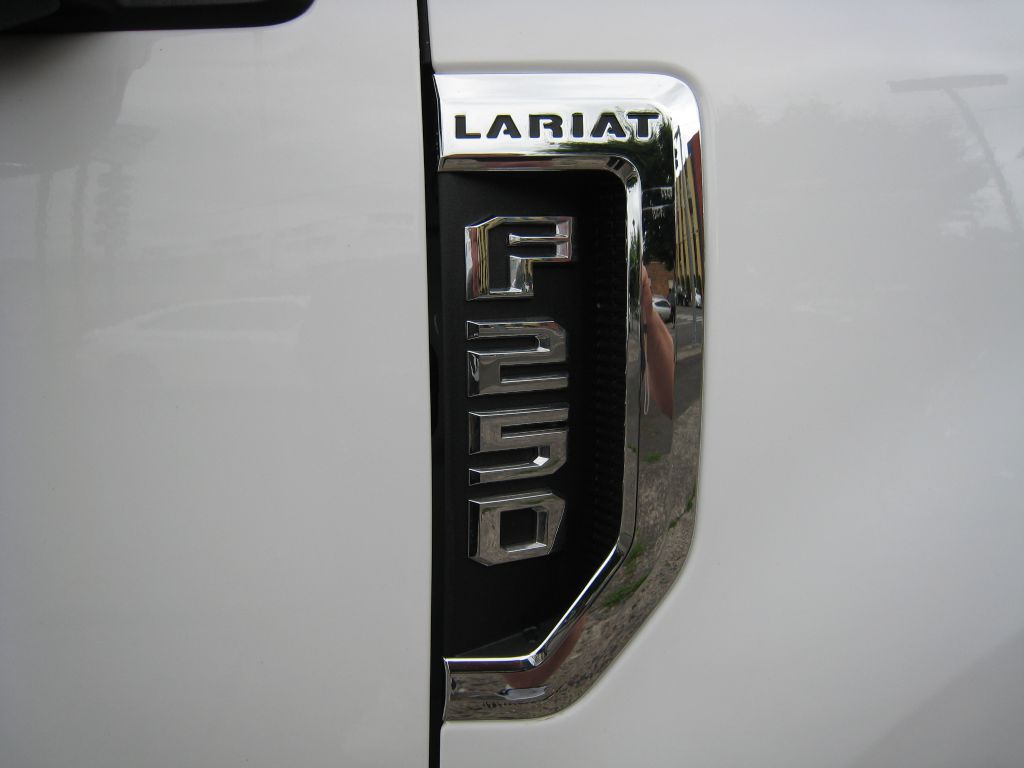 2021 Ford F-250 Image 21