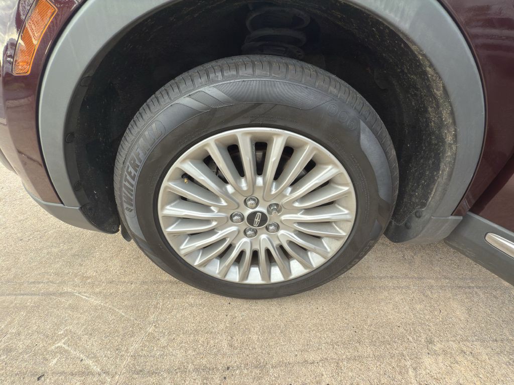2019 Lincoln Nautilus Image 17