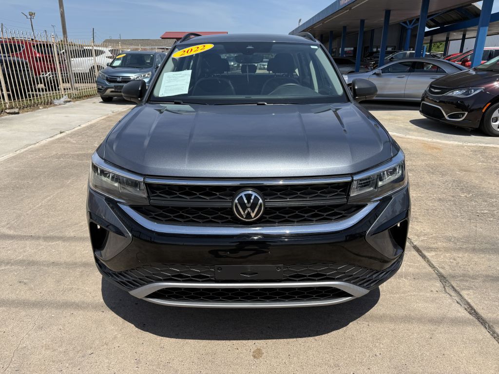 2022 Volkswagen Taos Image 2