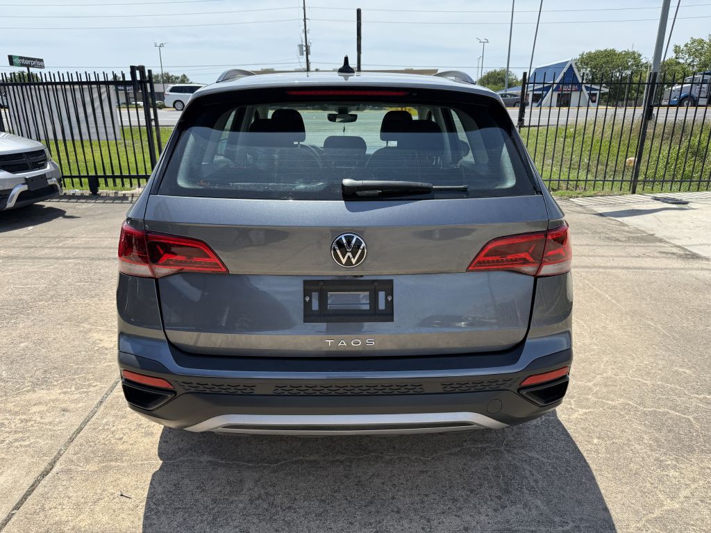 2022 Volkswagen Taos Image 6