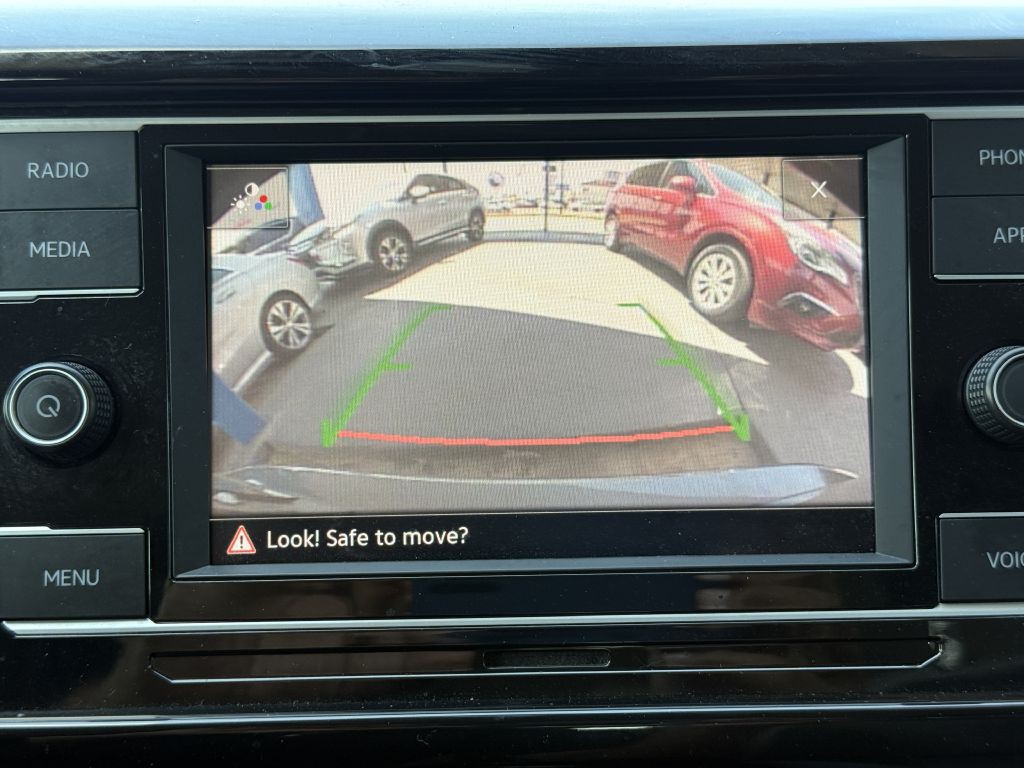 2022 Volkswagen Taos Image 19