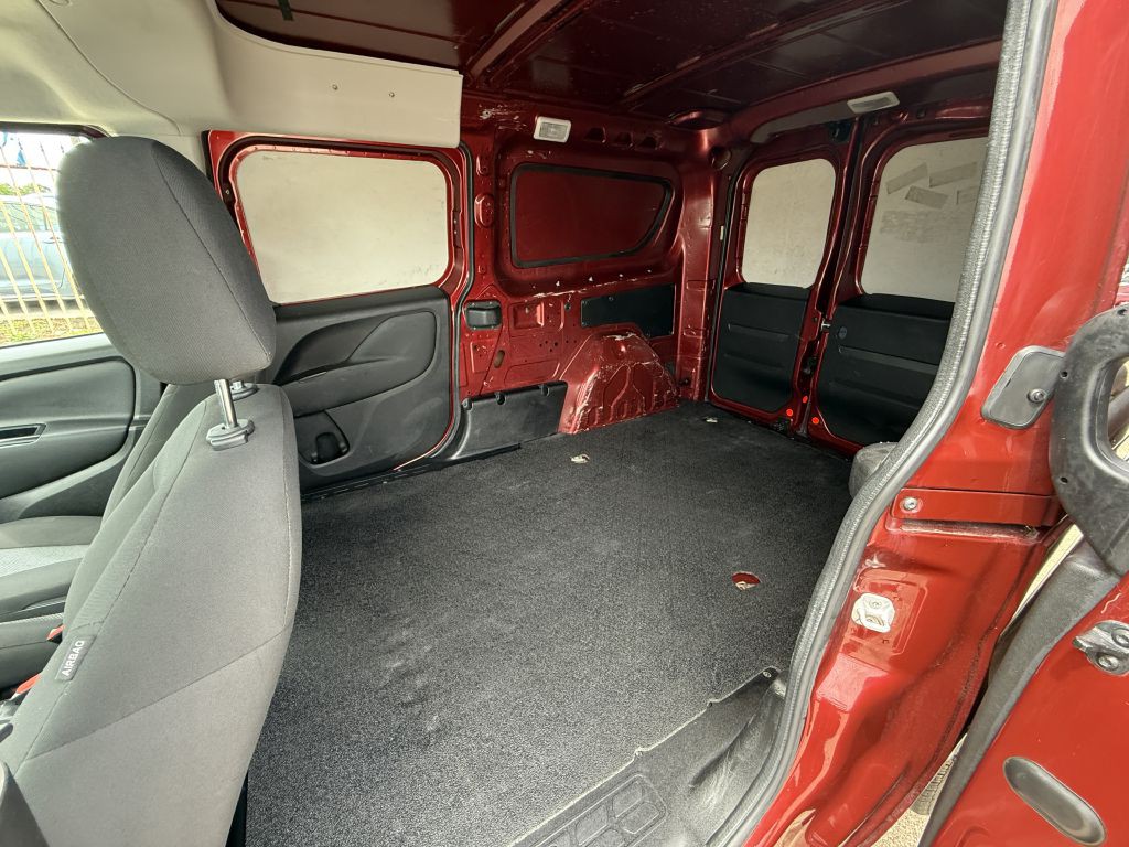 2018 RAM Promaster Image 12