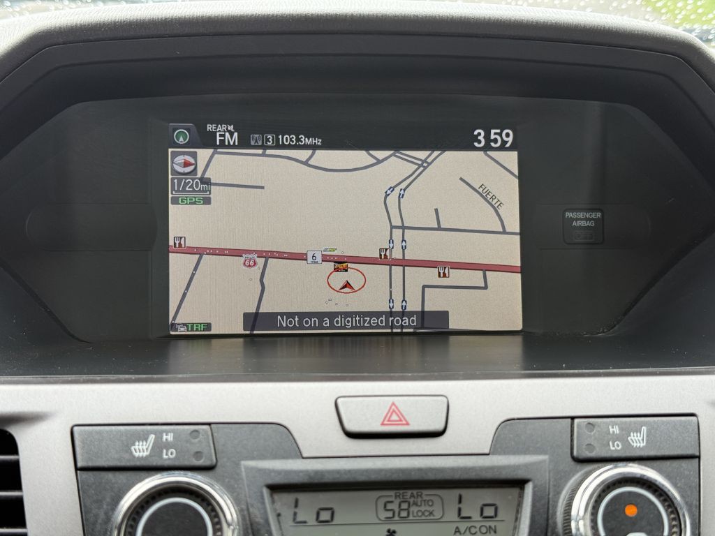 2015 Honda Odyssey Image 18