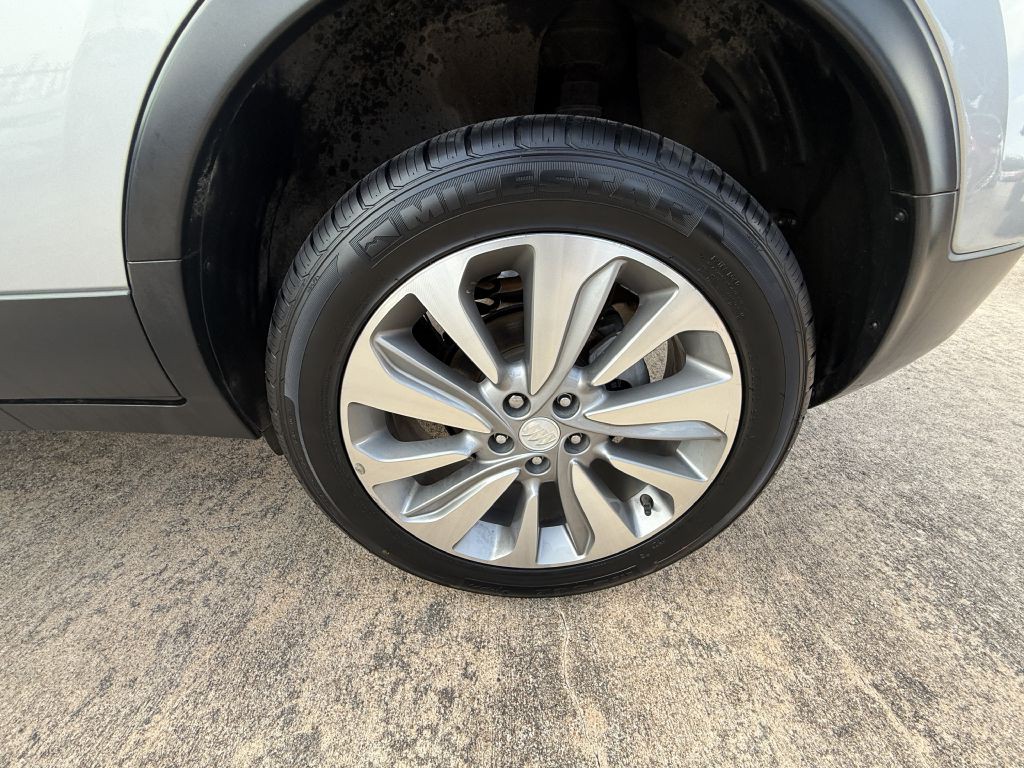2019 Buick Enclave Image 16