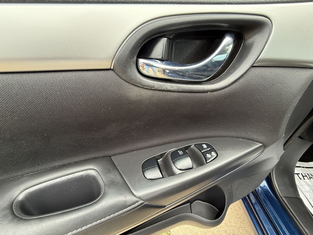 2019 Nissan Sentra Image 14