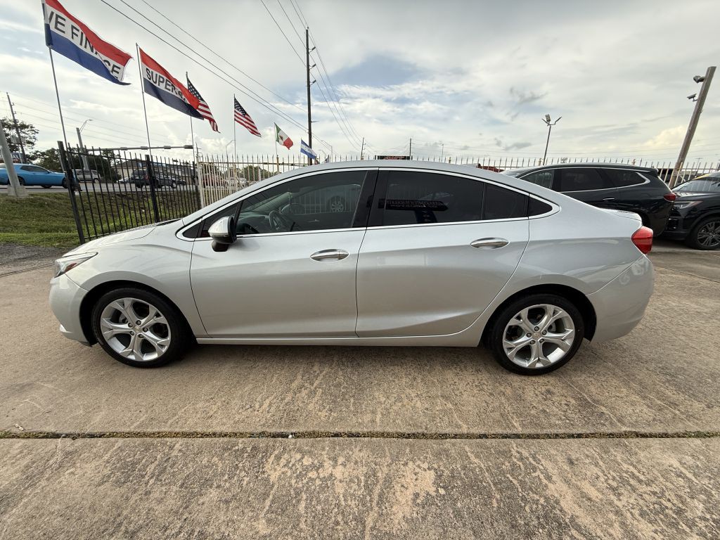 2017 Chevrolet Cruze Image 4