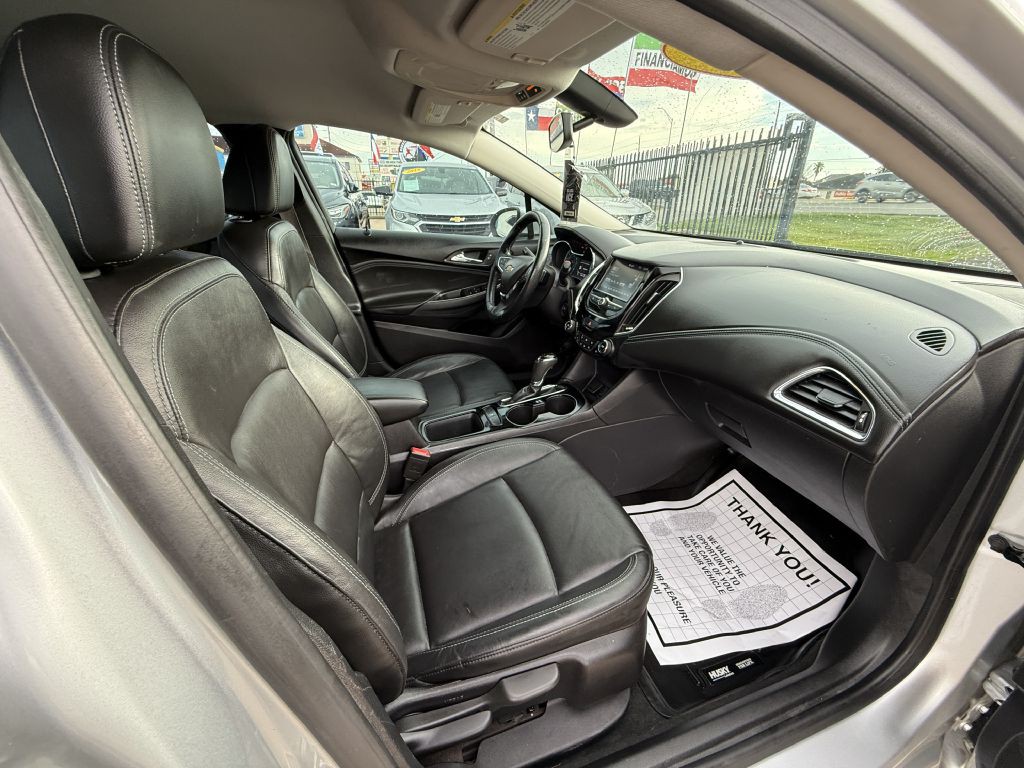 2017 Chevrolet Cruze Image 9