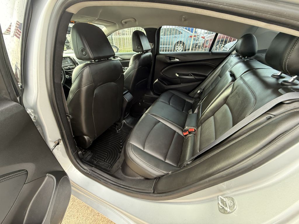 2017 Chevrolet Cruze Image 12
