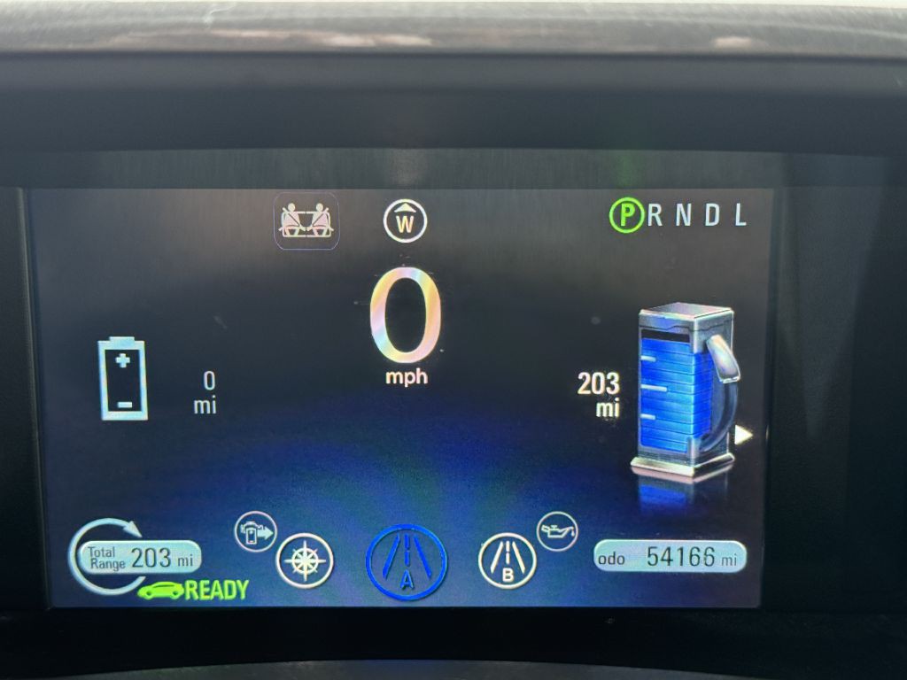 2015 Chevrolet Volt Image 18