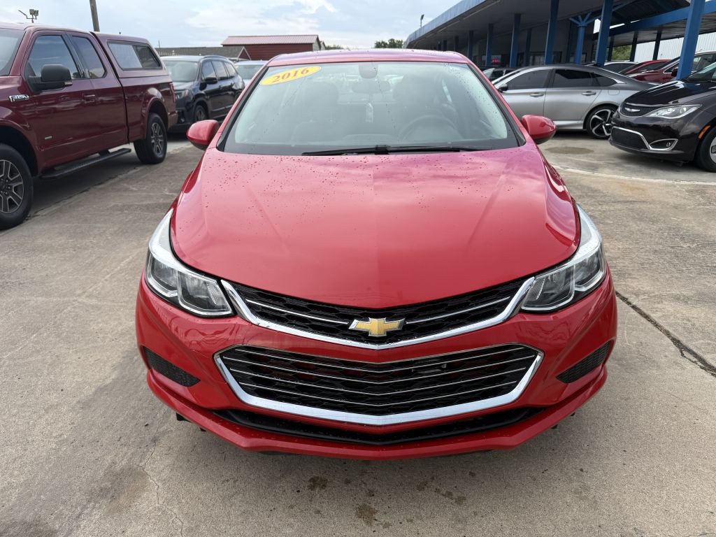 2016 Chevrolet Cruze Image 2