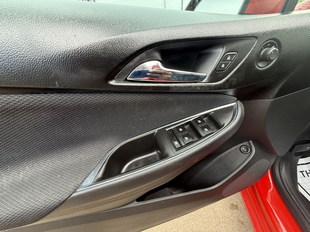 2016 Chevrolet Cruze Image 15