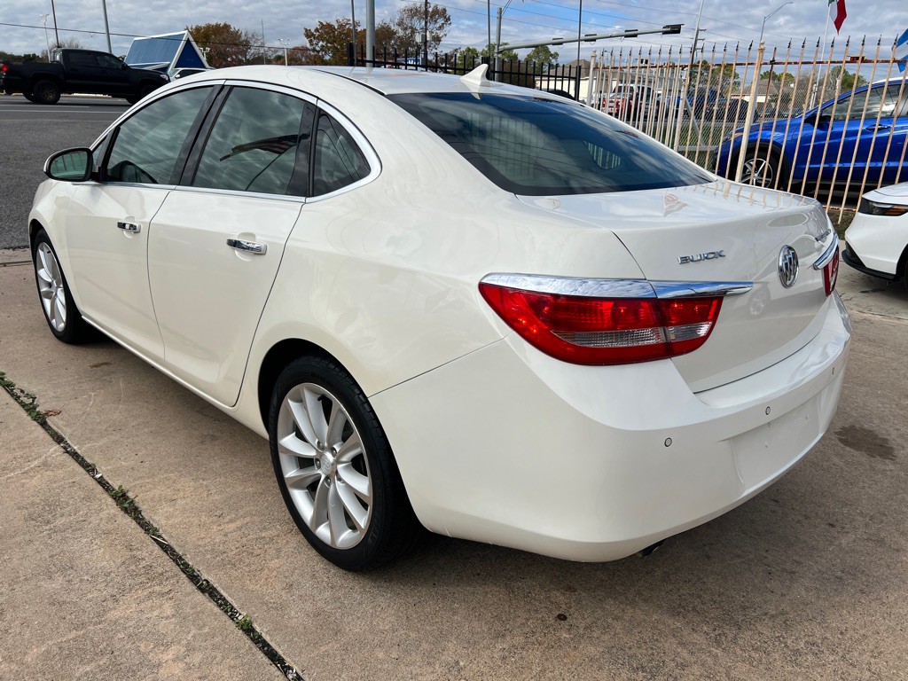 2012 Buick Verano Image 5