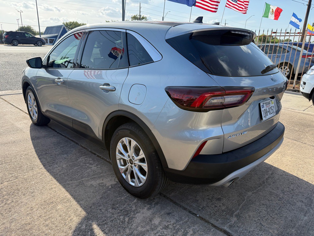 2023 Ford Escape Image 6