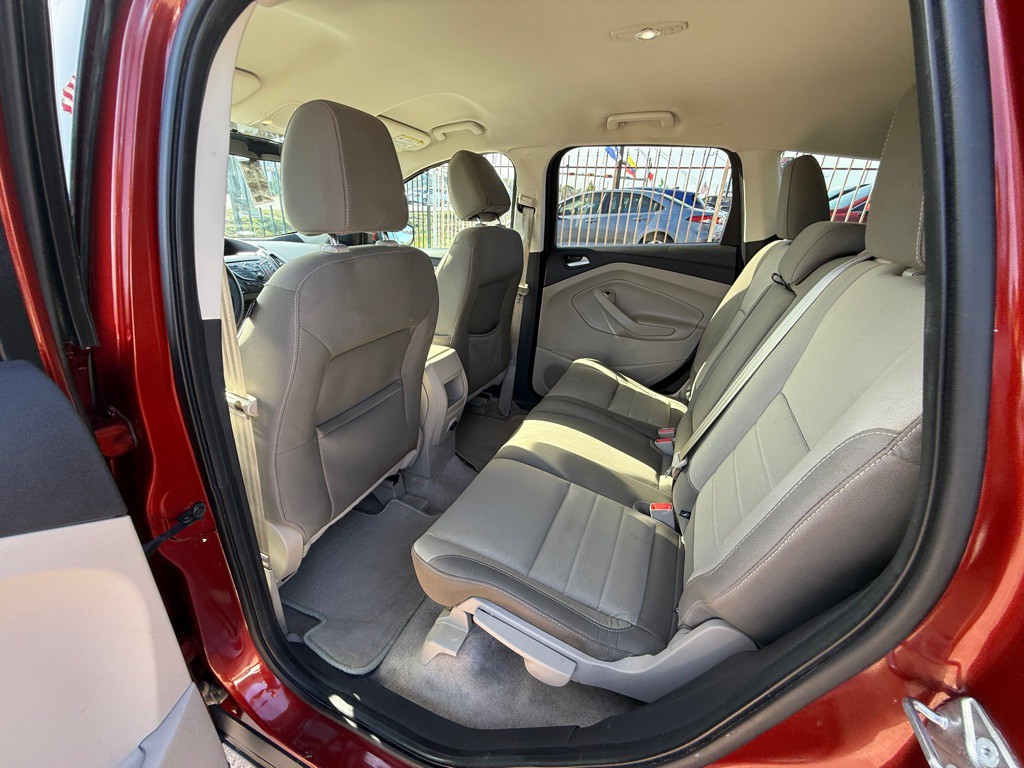 2015 Ford Escape Image 12
