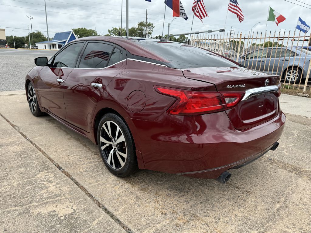 2017 Nissan Maxima Image 5