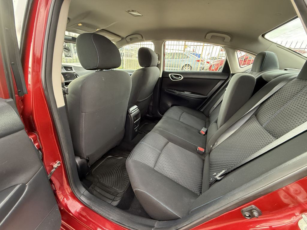 2019 Nissan Sentra Image 12