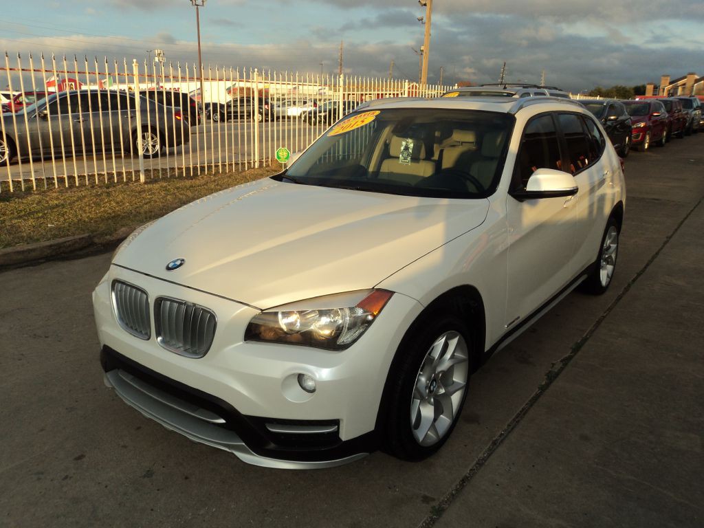 2015 BMW X1 Image 2