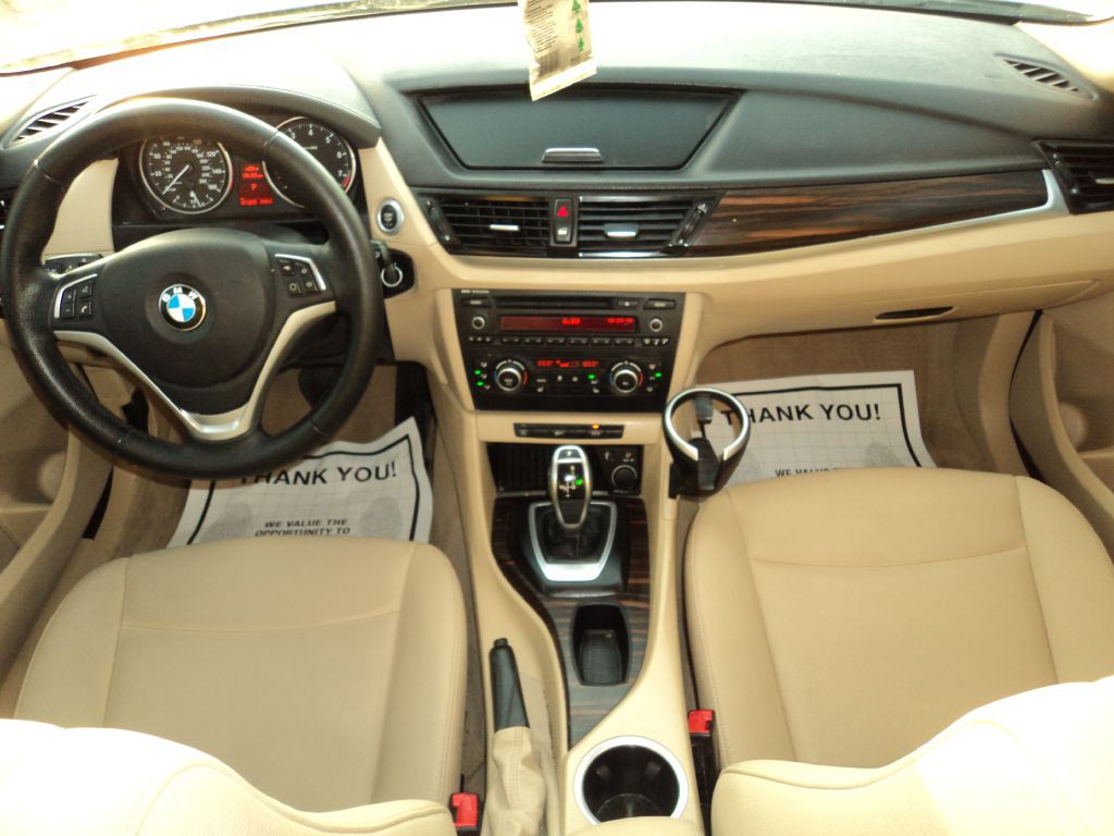 2015 BMW X1 Image 14