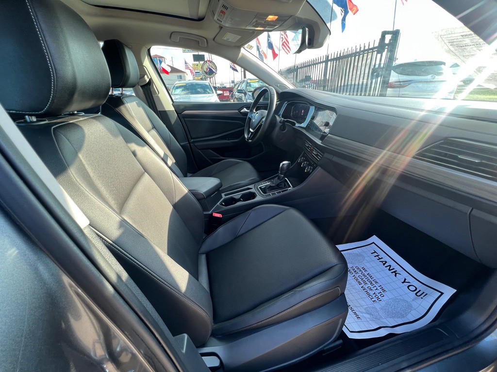 2019 Volkswagen Jetta Image 9