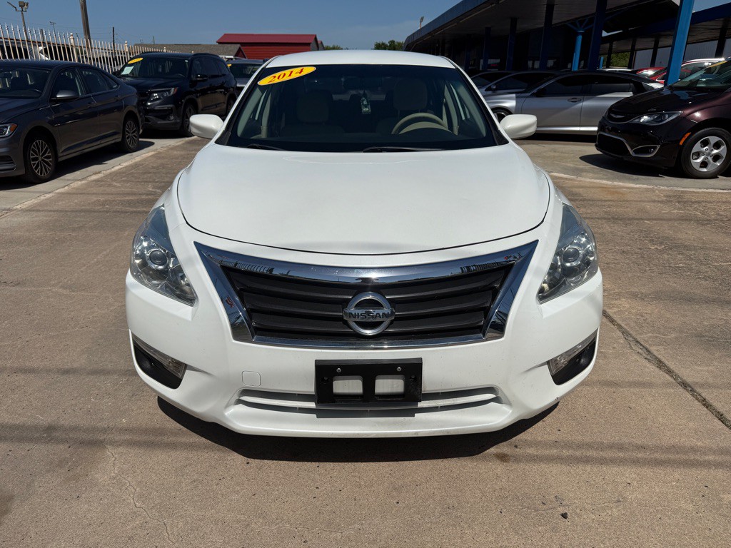 2014 Nissan Altima Image 3