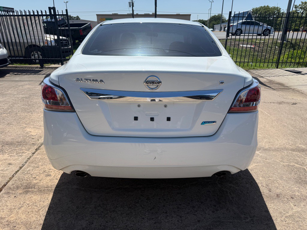2014 Nissan Altima Image 6