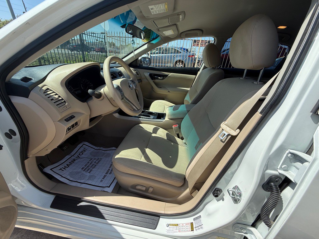 2014 Nissan Altima Image 13