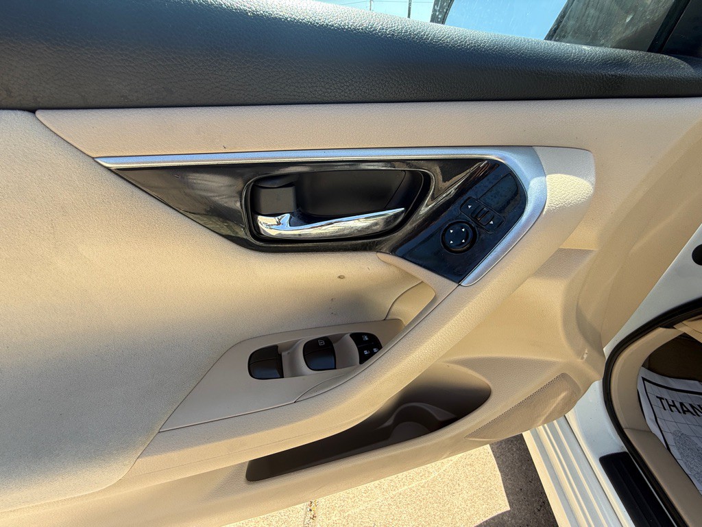 2014 Nissan Altima Image 14