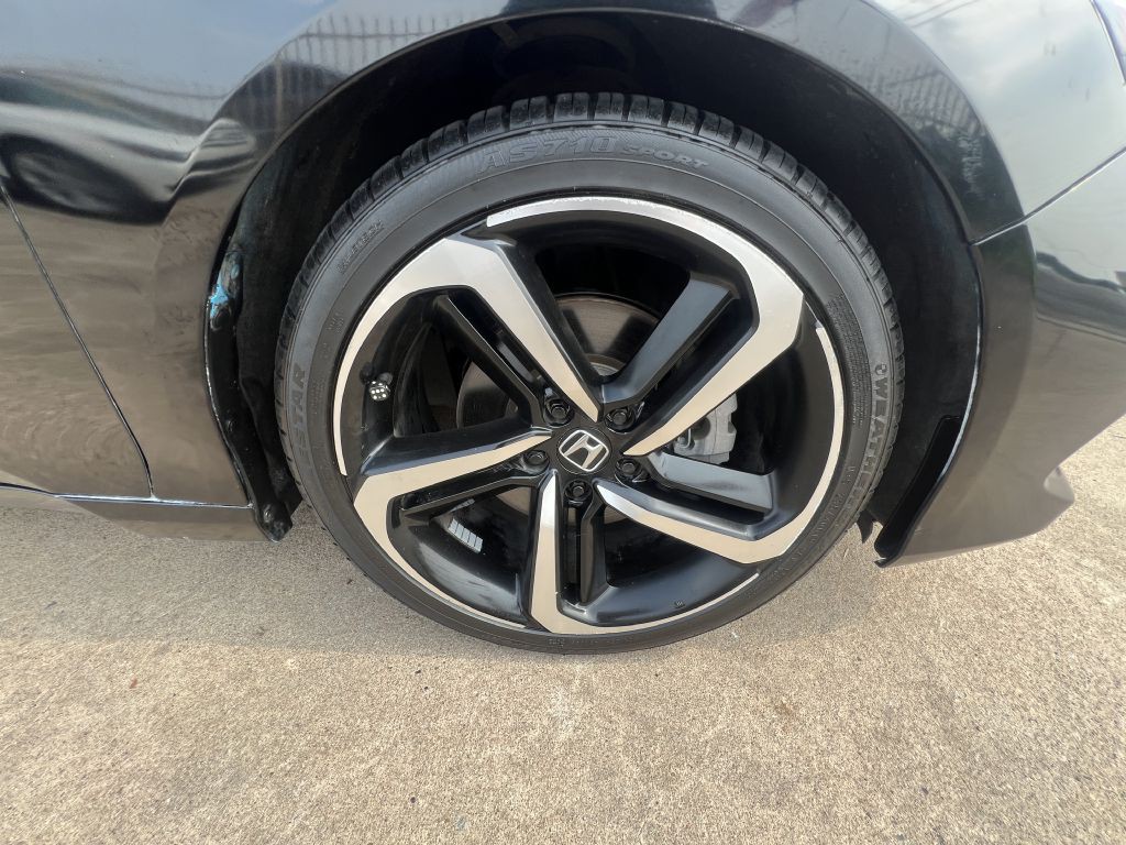 2021 Honda Accord Image 17