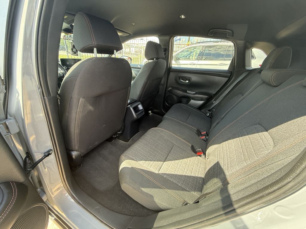 2025 Honda HR-V Image 12