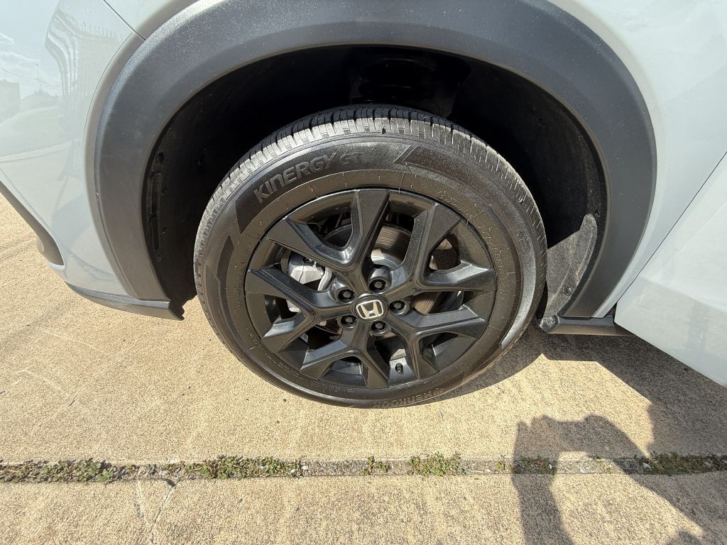 2025 Honda HR-V Image 16