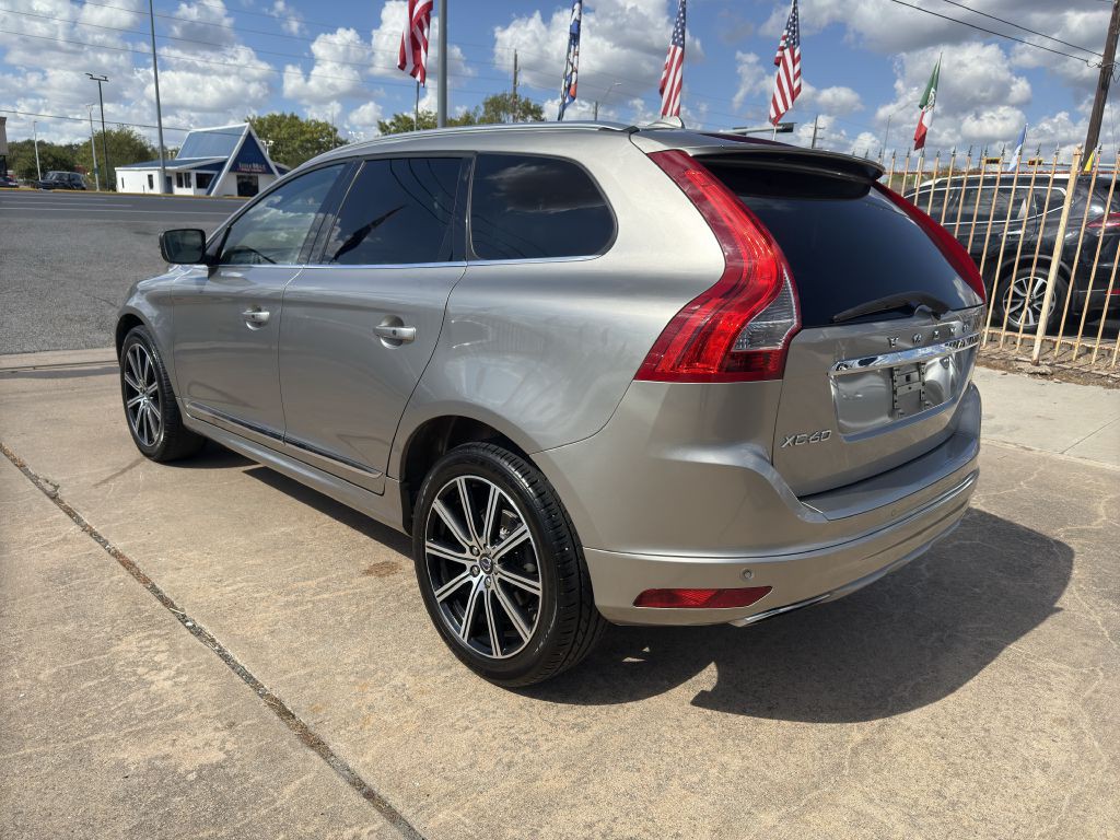 2016 Volvo XC60 Image 5