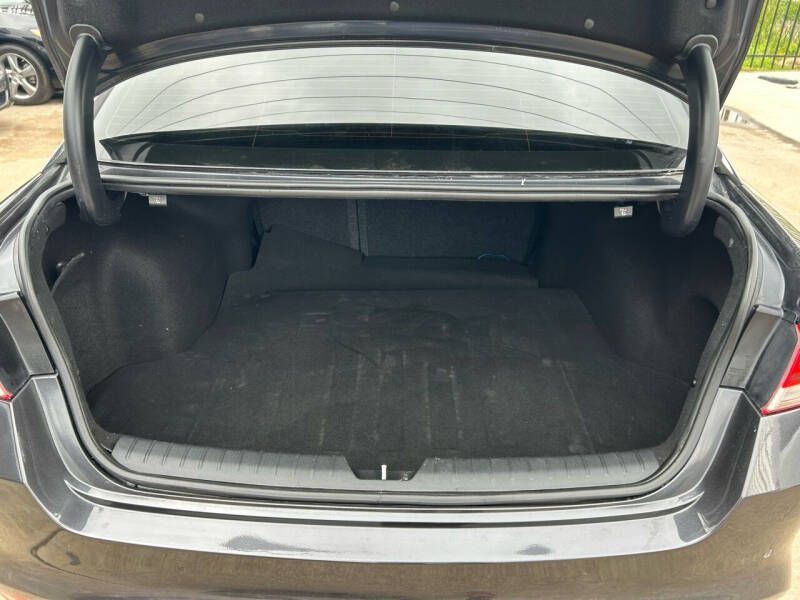 2018 Kia Optima Image 18