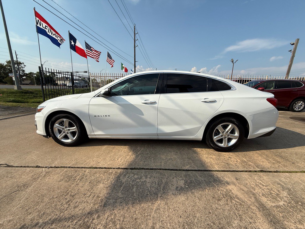 2020 Chevrolet Malibu Image 4