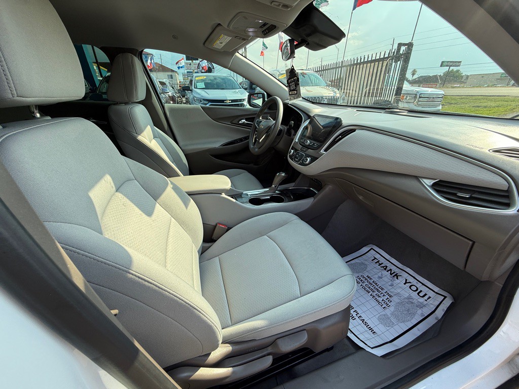 2020 Chevrolet Malibu Image 9
