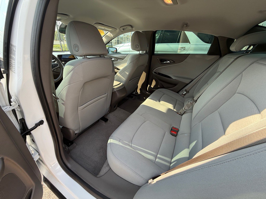 2020 Chevrolet Malibu Image 12