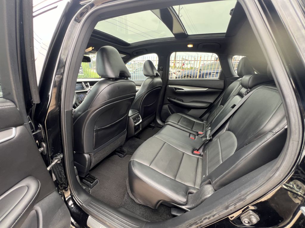 2022 INFINITI QX50 Image 11