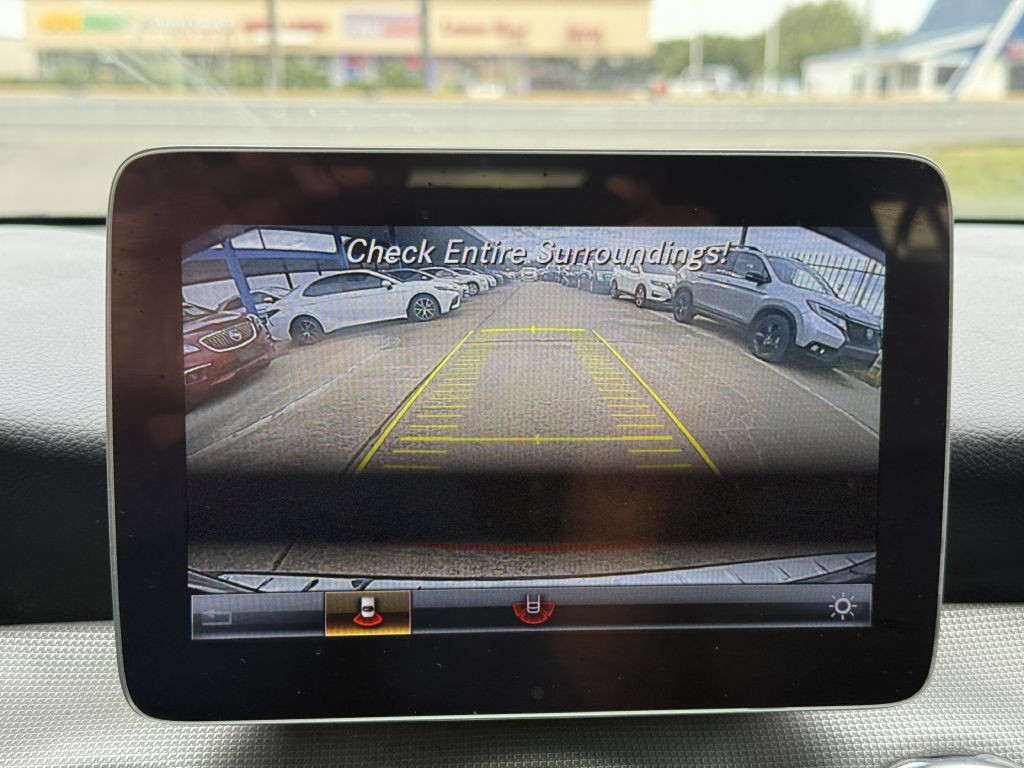 2020 Mercedes-Benz GLA-Class Image 19