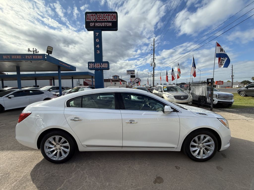 2016 Buick Lacrosse Image 8