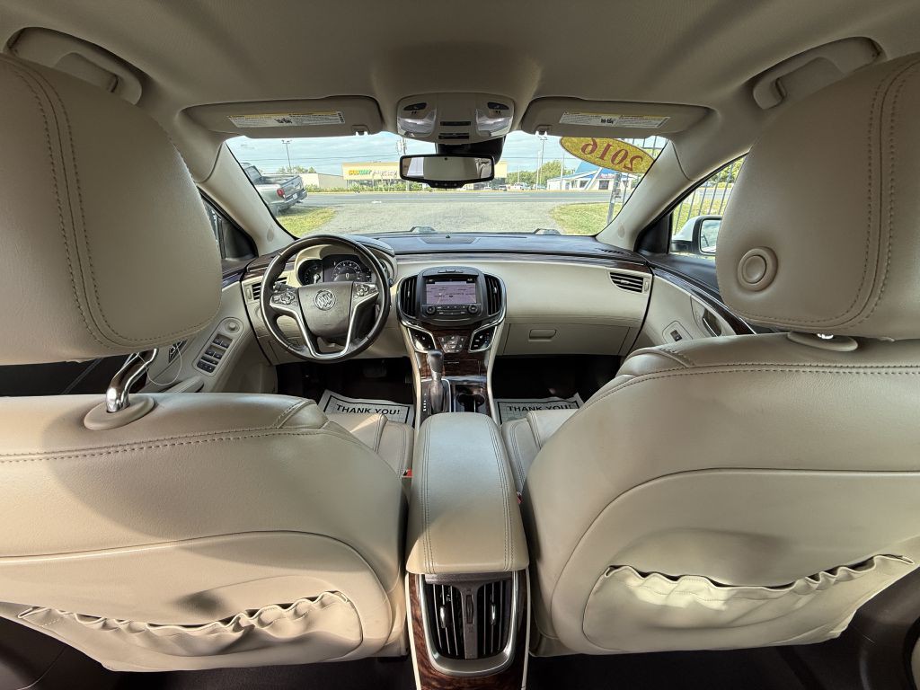 2016 Buick Lacrosse Image 12