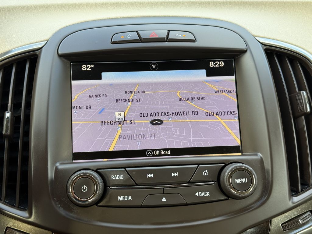 2016 Buick Lacrosse Image 18