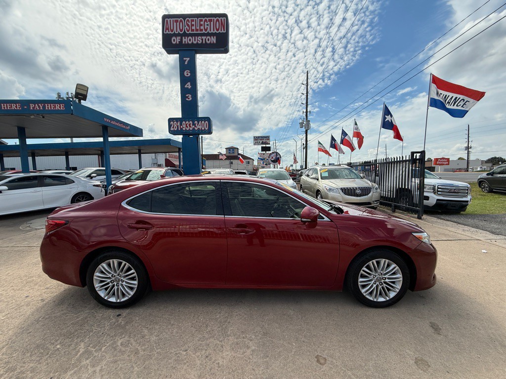 2014 Lexus ES Image 5