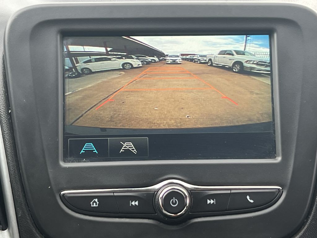 2017 Chevrolet Malibu Image 19