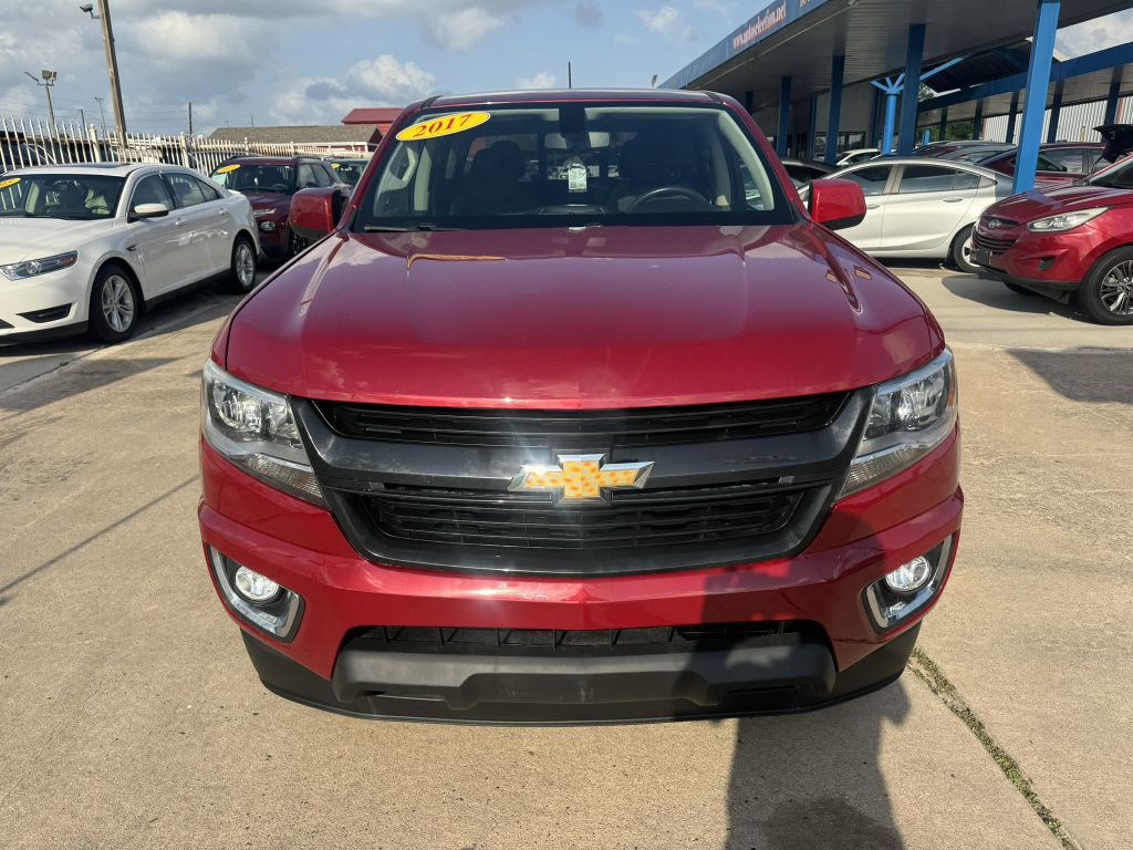 2017 Chevrolet Colorado Image 2