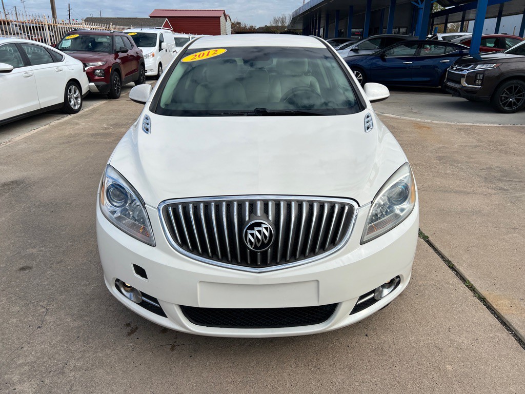 2012 Buick Verano Image 2