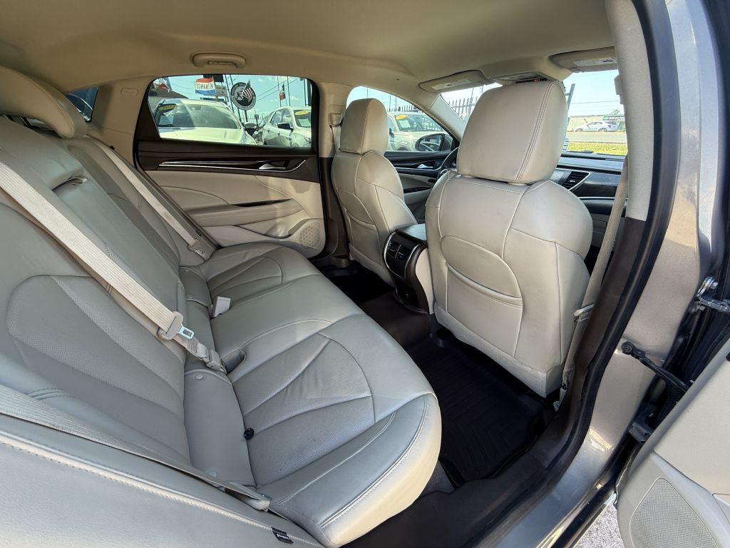 2018 Buick Lacrosse Image 10