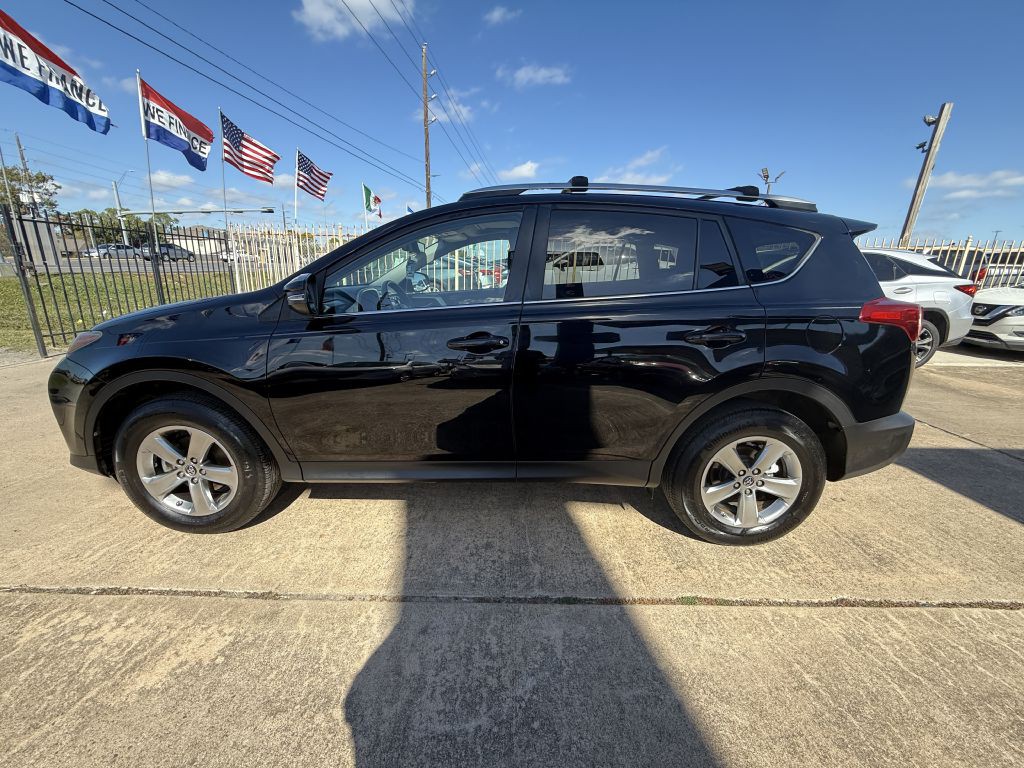 2015 Toyota Rav4 Image 4