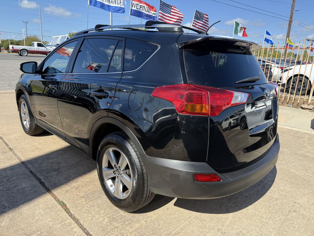 2015 Toyota Rav4 Image 5