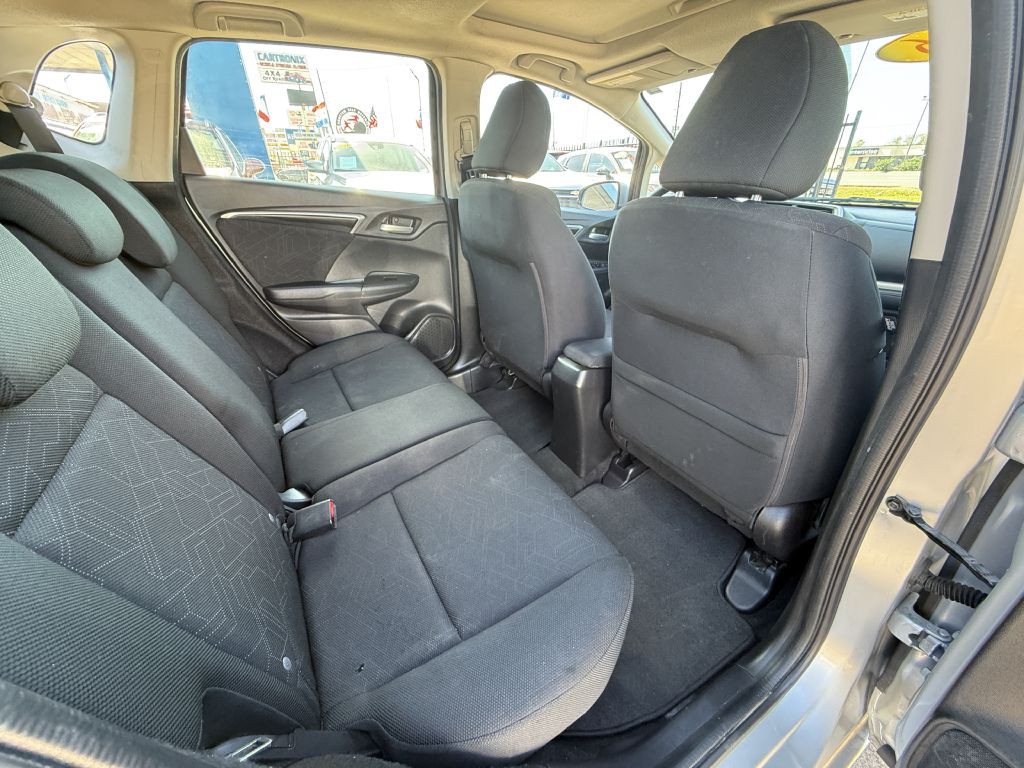2016 Honda Fit Image 10
