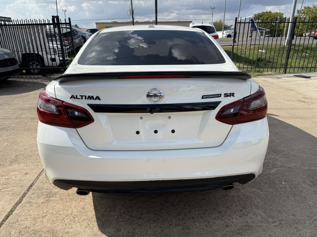 2018 Nissan Altima Image 6
