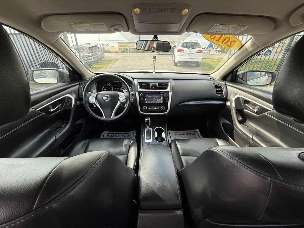 2018 Nissan Altima Image 13